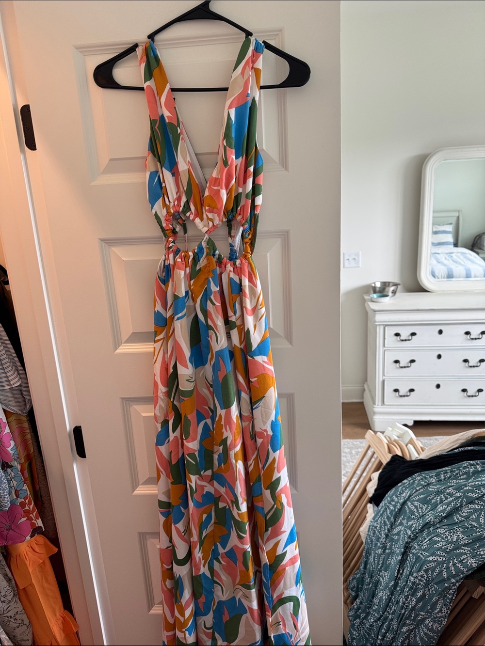 Open side dress
